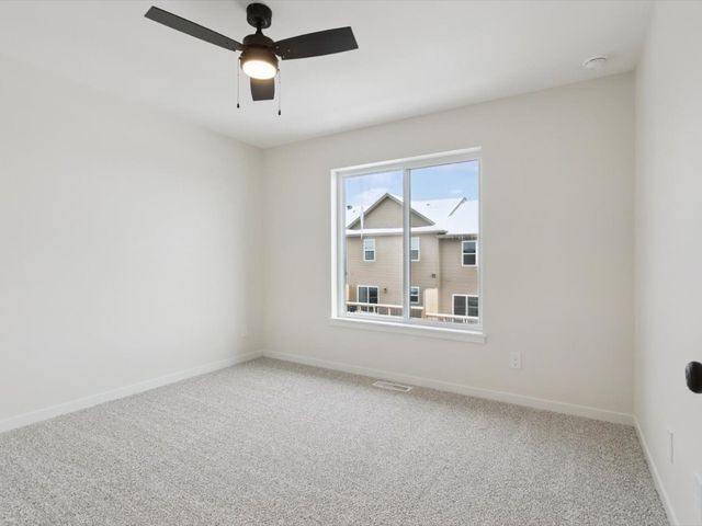 944 Dubs Drive, Iowa City, IA 52246