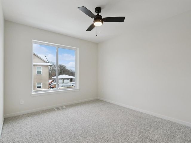 944 Dubs Drive, Iowa City, IA 52246