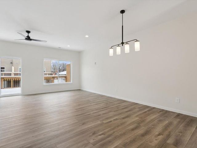 944 Dubs Drive, Iowa City, IA 52246