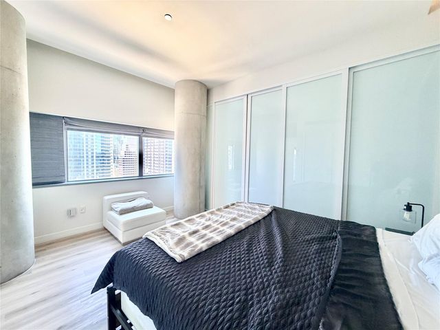 210 Lavaca ST 1912, Austin, TX 78701