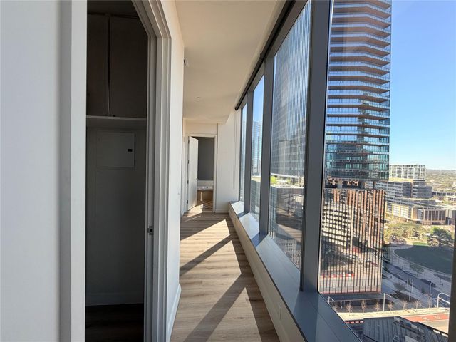 210 Lavaca ST 1912, Austin, TX 78701