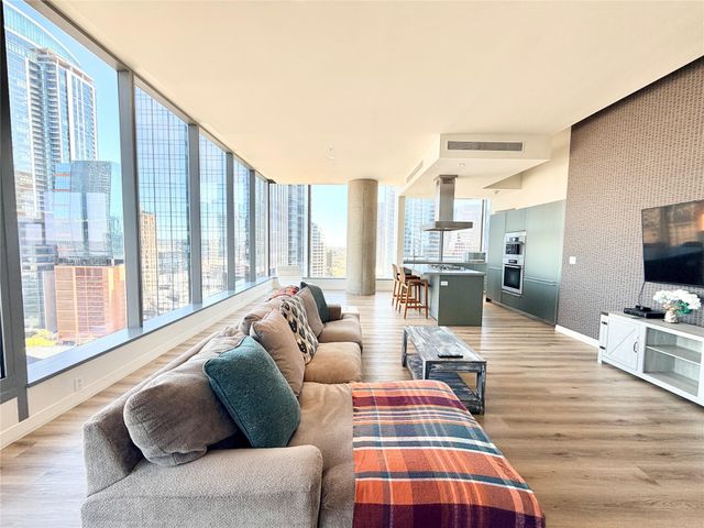 210 Lavaca ST 1912, Austin, TX 78701