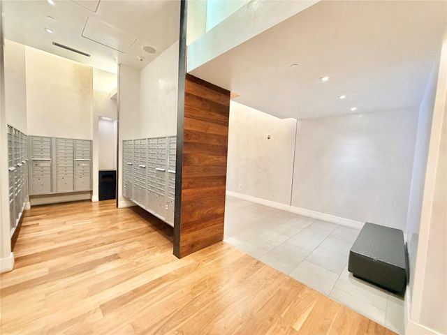 210 Lavaca ST 1912, Austin, TX 78701