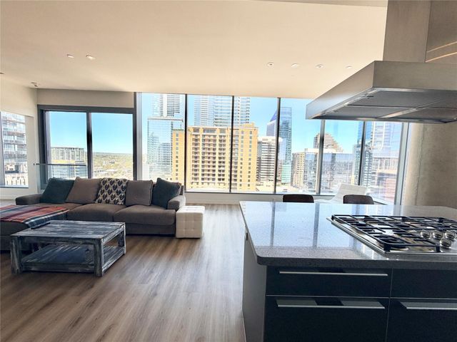 210 Lavaca ST 1912, Austin, TX 78701