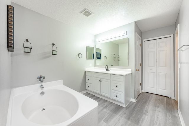 1930 CORNER GLEN DRIVE, Orlando, FL 32820