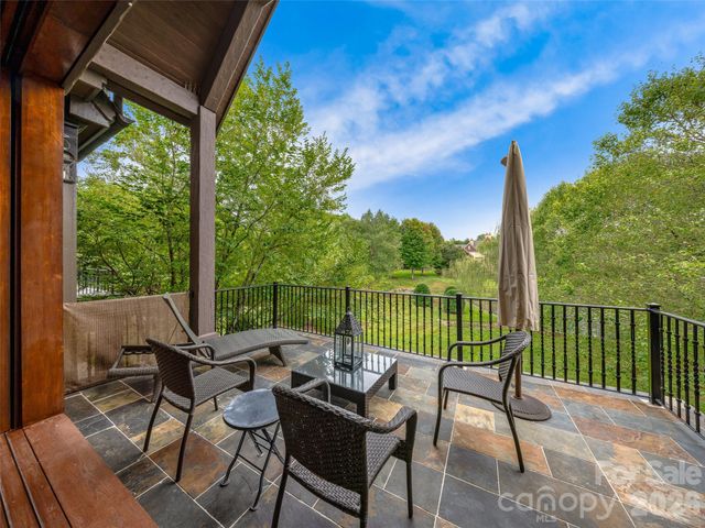 22 Foxbridge Way, Arden, NC 28704