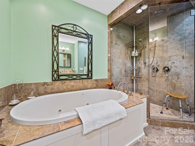 22 Foxbridge Way, Arden, NC 28704