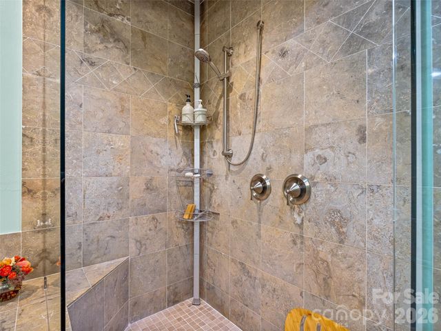 22 Foxbridge Way, Arden, NC 28704