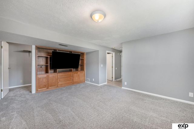 15110 Irene Street, Omaha, NE 68138