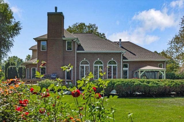 3160 Wyndwicke Drive, Royalton Twp, MI 49085