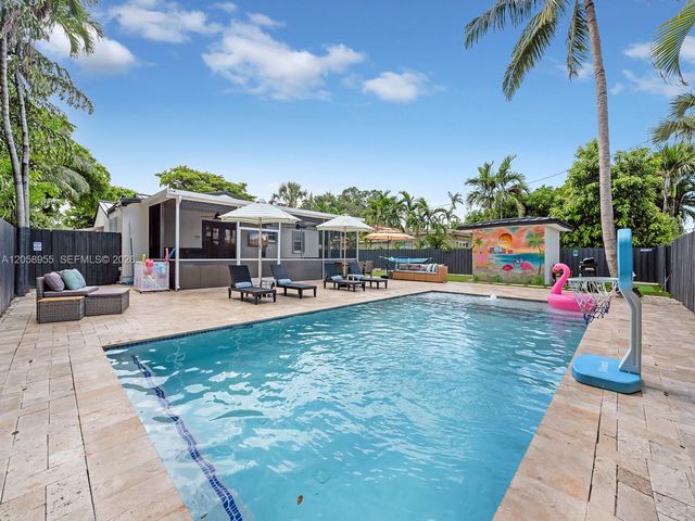 430 Forrest Dr, Miami Springs, FL 33166