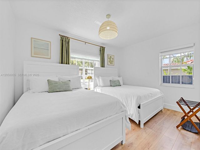 430 Forrest Dr, Miami Springs, FL 33166