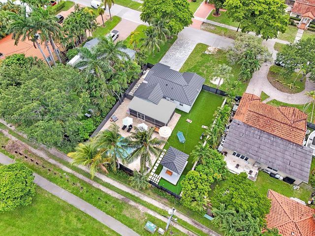 430 Forrest Dr, Miami Springs, FL 33166