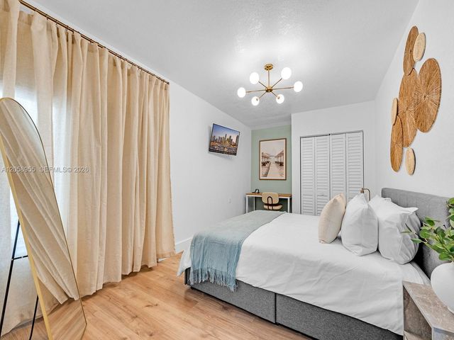 430 Forrest Dr, Miami Springs, FL 33166