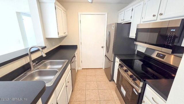 7701 TIMBERLIN PARK Boulevard 824, Jacksonville, FL 32256