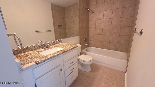 7701 TIMBERLIN PARK Boulevard 824, Jacksonville, FL 32256