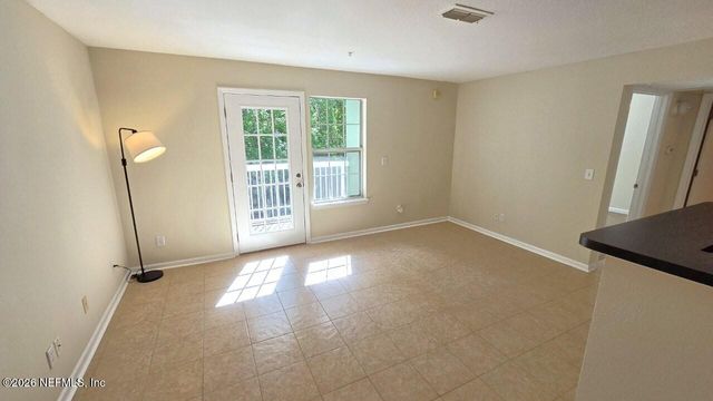 7701 TIMBERLIN PARK Boulevard 824, Jacksonville, FL 32256