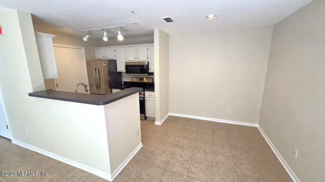 7701 TIMBERLIN PARK Boulevard 824, Jacksonville, FL 32256