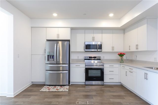 9001 Cerise Lane 111, Cypress, CA 90630