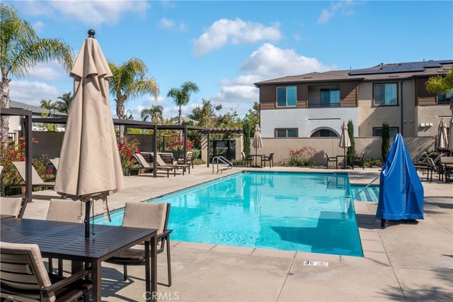 9001 Cerise Lane 111, Cypress, CA 90630