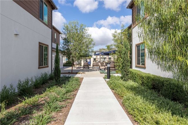 9001 Cerise Lane 111, Cypress, CA 90630