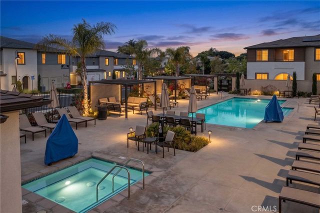 9001 Cerise Lane 111, Cypress, CA 90630