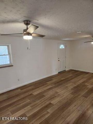 7001 Washington Pike, Corryton, TN 37721