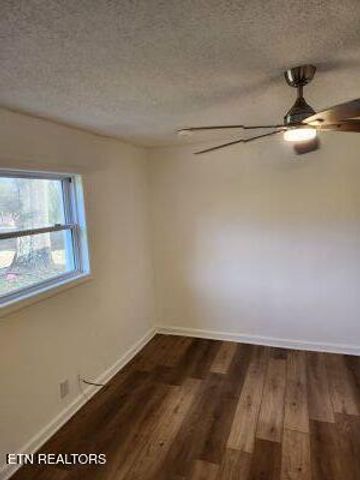 7001 Washington Pike, Corryton, TN 37721