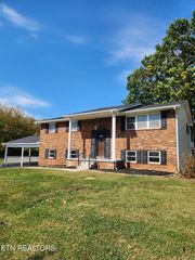 7001 Washington Pike, Corryton, TN 37721
