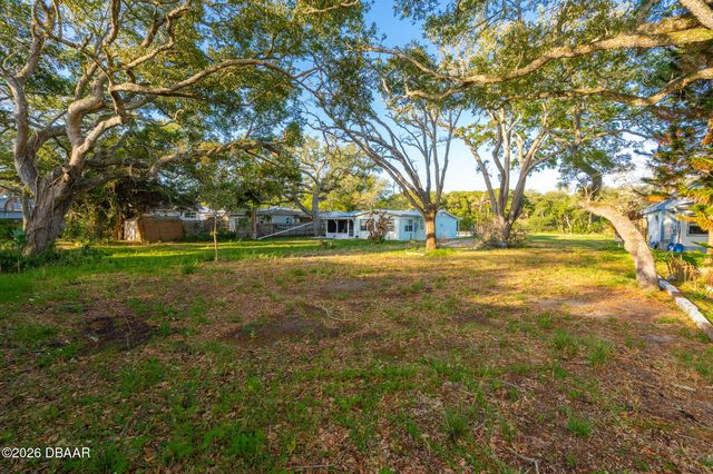 2803 Saxon Drive, New Smyrna Beach, FL 32169