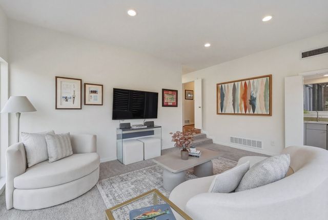 965 Easton Place, Dallas, TX 75218