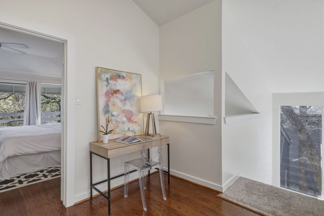 965 Easton Place, Dallas, TX 75218