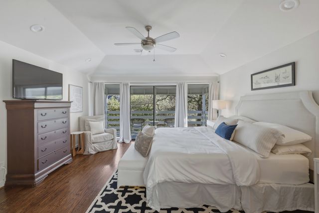 965 Easton Place, Dallas, TX 75218