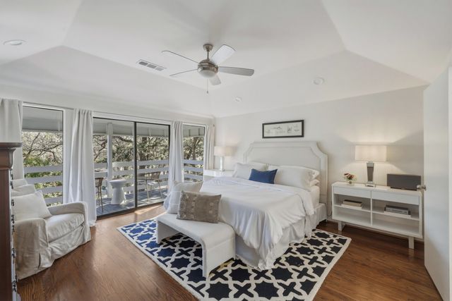 965 Easton Place, Dallas, TX 75218