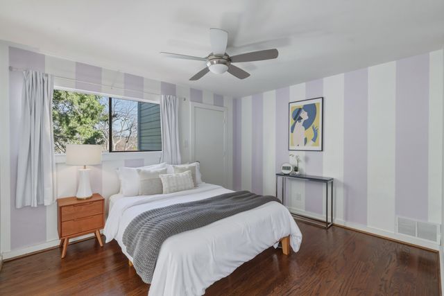 965 Easton Place, Dallas, TX 75218