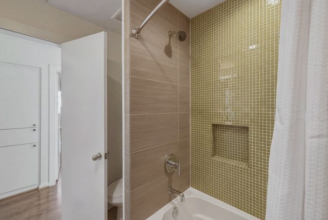 965 Easton Place, Dallas, TX 75218