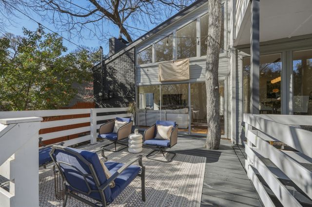 965 Easton Place, Dallas, TX 75218