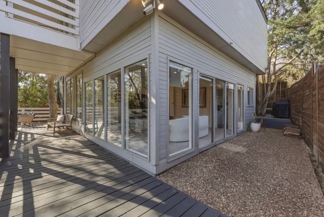 965 Easton Place, Dallas, TX 75218