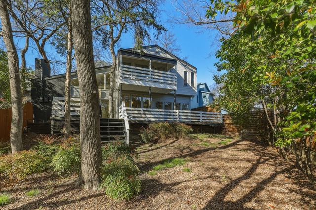 965 Easton Place, Dallas, TX 75218