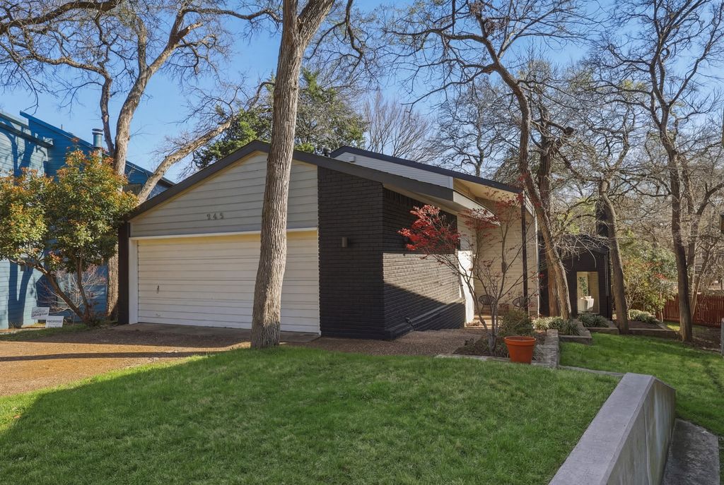 965 Easton Place, Dallas, TX 75218