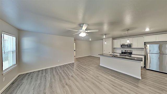 11200 Burnham Avenue, Oklahoma City, OK 73114