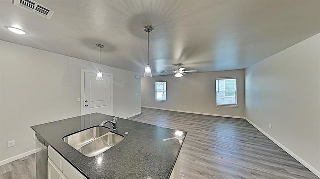 11200 Burnham Avenue, Oklahoma City, OK 73114