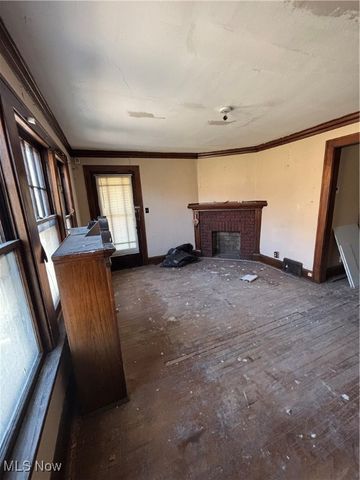 1220 Ansel Road, Cleveland, OH 44108