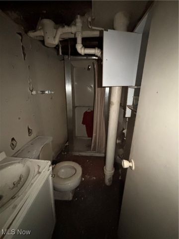 1220 Ansel Road, Cleveland, OH 44108