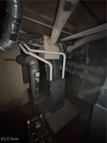 1220 Ansel Road, Cleveland, OH 44108