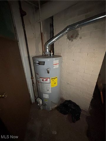 1220 Ansel Road, Cleveland, OH 44108