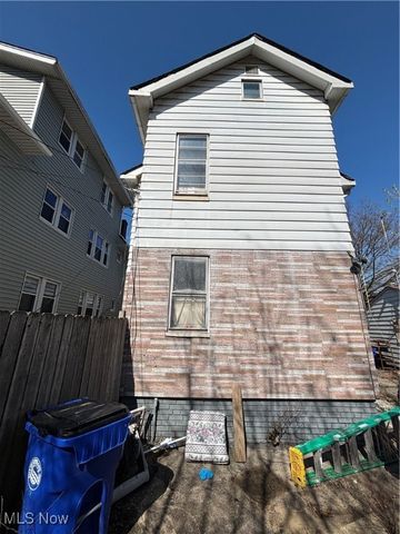 1220 Ansel Road, Cleveland, OH 44108