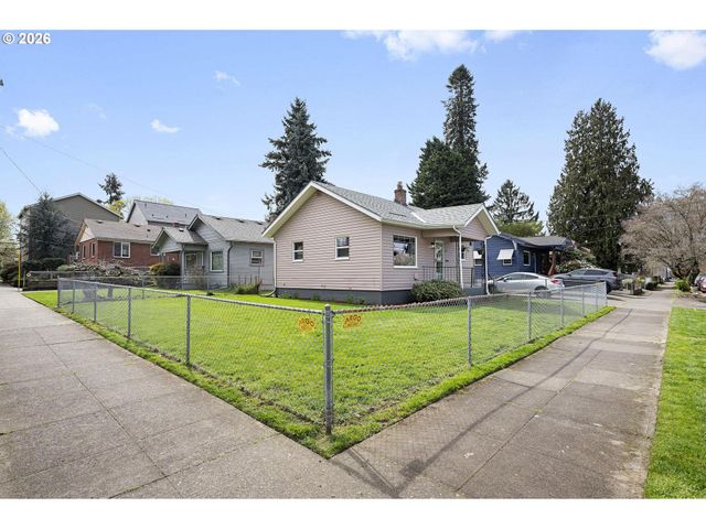 1810 N MCCLELLAN St, Portland, OR 97217