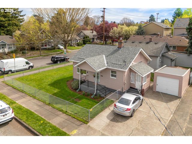 1810 N MCCLELLAN St, Portland, OR 97217