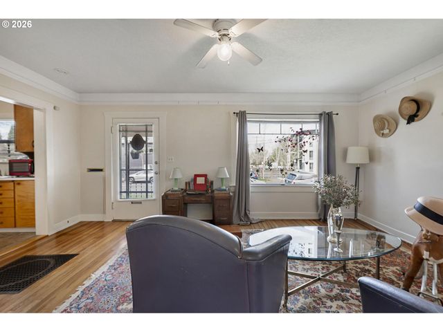 1810 N MCCLELLAN St, Portland, OR 97217